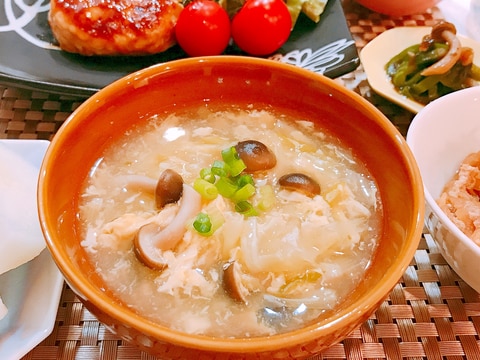 糖質制限☆キャベツとシメジと卵の和風生姜スープ